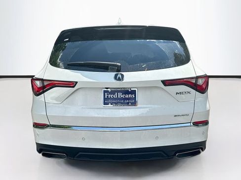 Used 2024 Acura MDX SH-AWD w/ Technology Package image 8