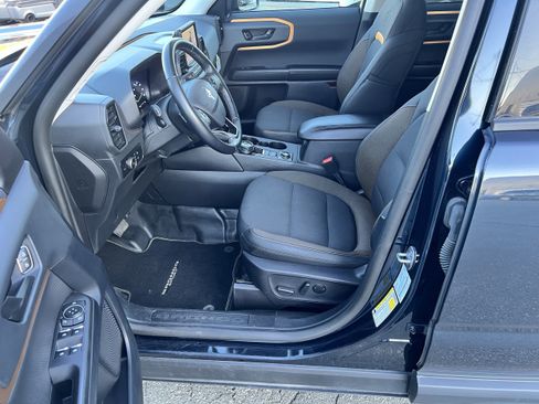 Used 2023 Ford Bronco Sport Badlands image 10