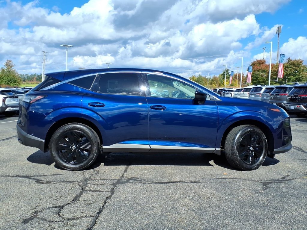 Certified 2025 Nissan Murano SV AWD/4WD image 2