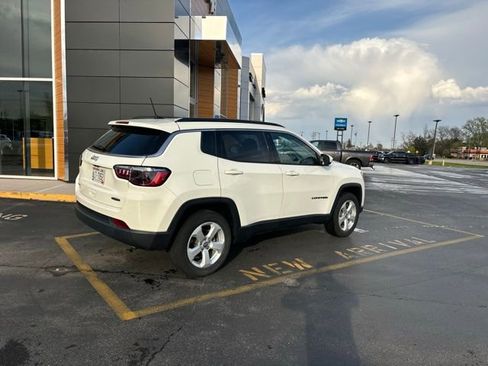 Used 2021 Jeep Compass Latitude w/ Convenience Group AWD/4WD image 5