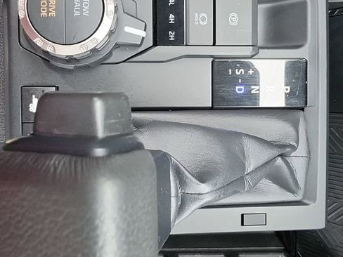 Used 2024 Toyota Tacoma TRD Sport w/ TRD Sport Premium Package image 23