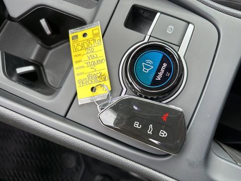 New 2026 Volkswagen Tiguan S image 28