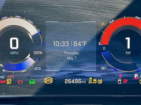 Certified 2025 Chevrolet Silverado EV RST AWD/4WD image 12
