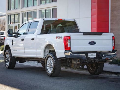Used 2019 Ford F250 XLT w/ XLT Value Package AWD/4WD image 6