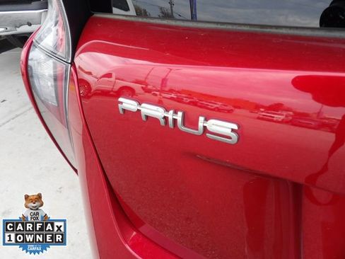 Used 2016 Toyota Prius Two image 17