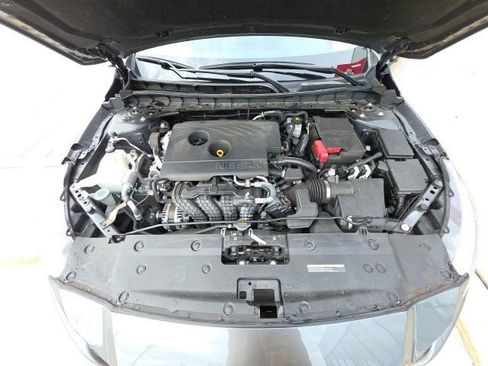 Used 2020 Nissan Altima 2.5 SR w/ Premium Package FWD image 25