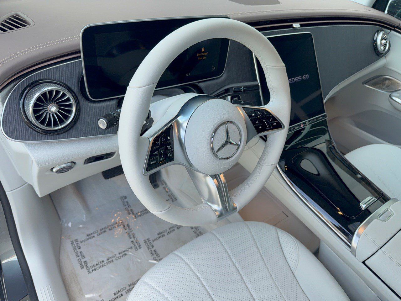 Used 2023 Mercedes-Benz EQE 350+ SUV image 4