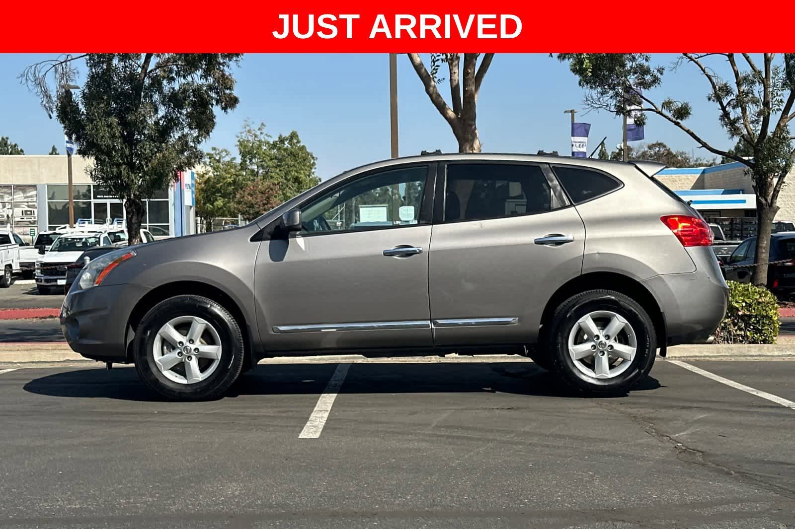 Used 2013 Nissan Rogue S w/ Special Edition Pkg FWD image 5