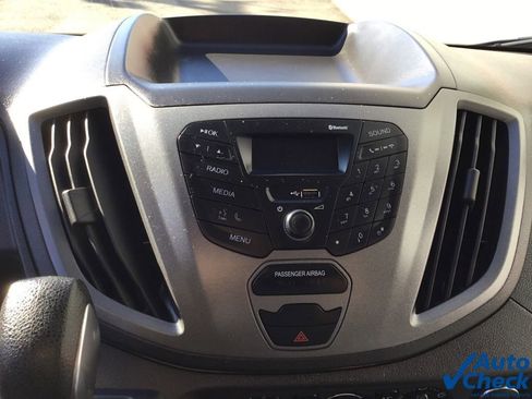 Used 2019 Ford Transit 250 130 Low Roof image 40