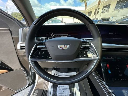 Certified 2026 Cadillac Escalade Luxury w/ Touring Package AWD/4WD image 22