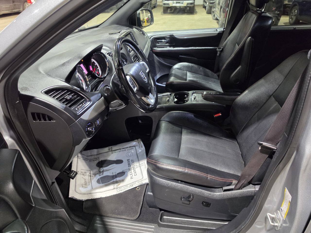 Used 2019 Dodge Grand Caravan GT FWD image 24