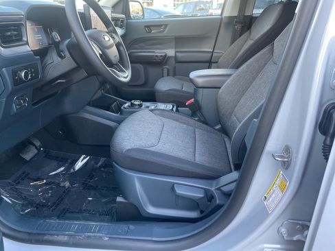 New 2025 Ford Maverick XLT w/ Black Appearance Package image 10