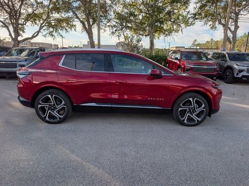 New 2026 Chevrolet Equinox EV LT image 8