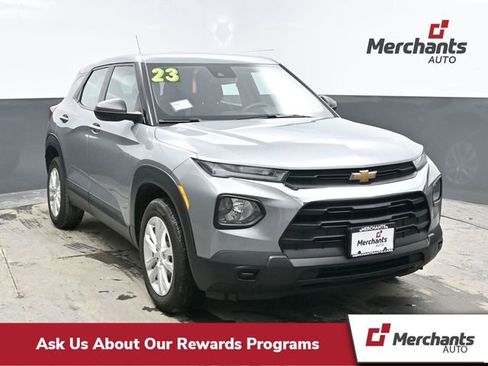 Used 2023 Chevrolet TrailBlazer LS image 1