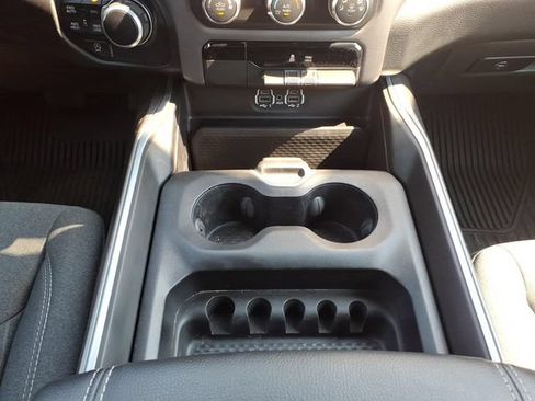 Used 2023 RAM 1500 Big Horn AWD/4WD image 25
