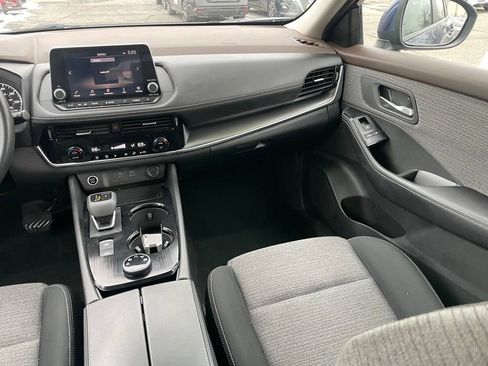 Certified 2023 Nissan Rogue SV AWD/4WD image 10