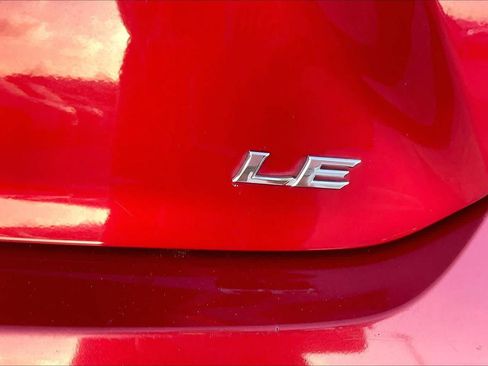 Used 2025 Toyota Camry LE FWD image 10