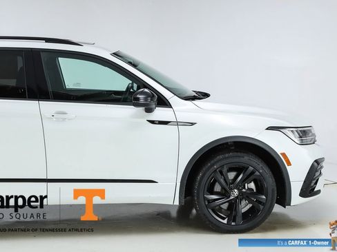 Used 2024 Volkswagen Tiguan SE R-Line FWD image 51