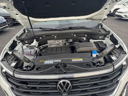 New 2026 Volkswagen Atlas Cross Sport SEL Premium R-Line AWD/4WD image 25