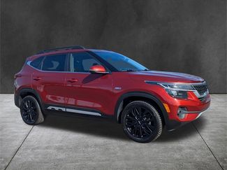 Used 2022 Kia Seltos Nightfall Edition video 2