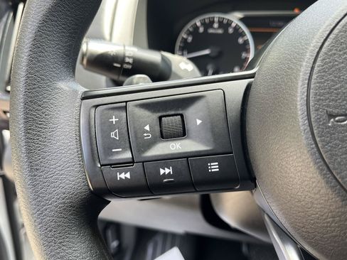 Certified 2025 Nissan Pathfinder S AWD/4WD image 29