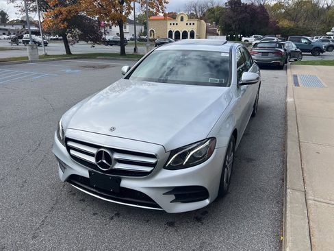 Used 2019 Mercedes-Benz E 300 4MATIC image 44