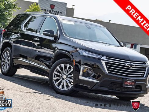 Used 2023 Chevrolet Traverse Premier AWD/4WD image 1