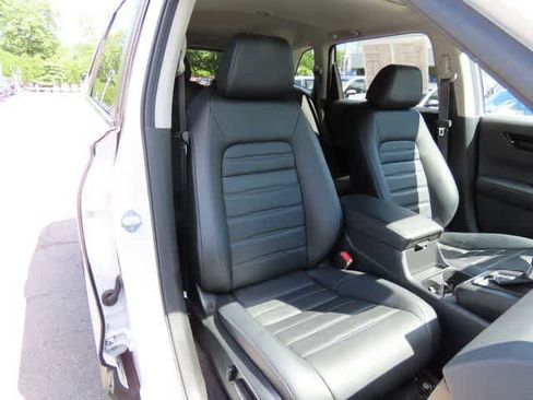 Used 2025 Honda CR-V EX-L image 16