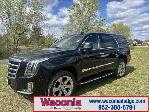Used 2016 Cadillac Escalade Premium AWD/4WD image 1