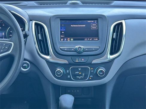 Used 2023 Chevrolet Equinox LT image 14