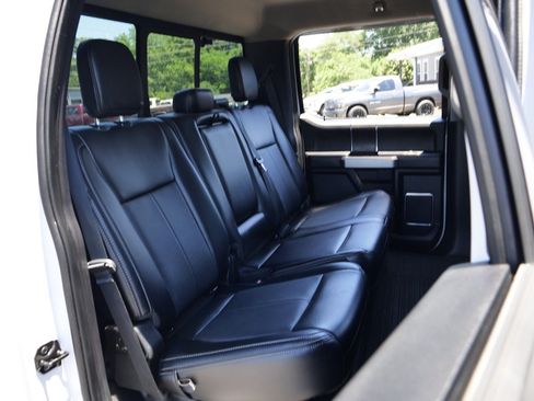 Used 2020 Ford F250 Lariat w/ Lariat Ultimate Package AWD/4WD image 43