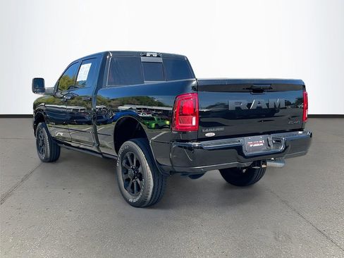 Used 2025 RAM 2500 Laramie image 5