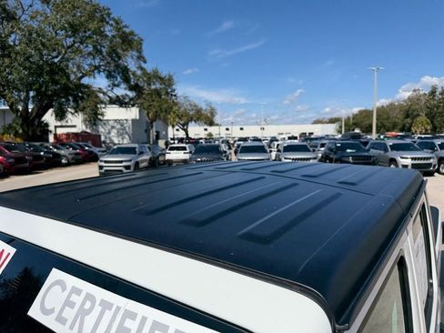 Used 2025 Jeep Gladiator Mojave w/ Convenience Group image 11