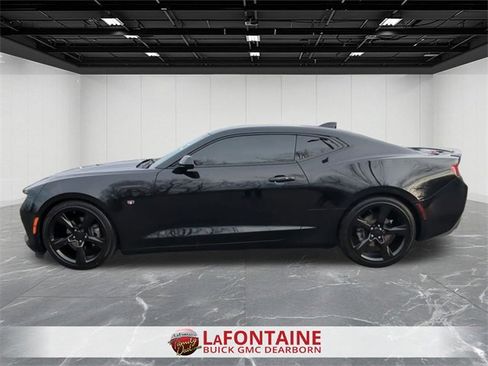 Certified 2018 Chevrolet Camaro LT w/ RS Package image 5