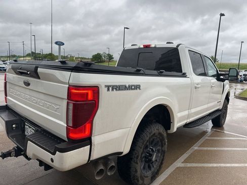 Used 2022 Ford F250 Lariat w/ Tremor Off-Road Package image 6