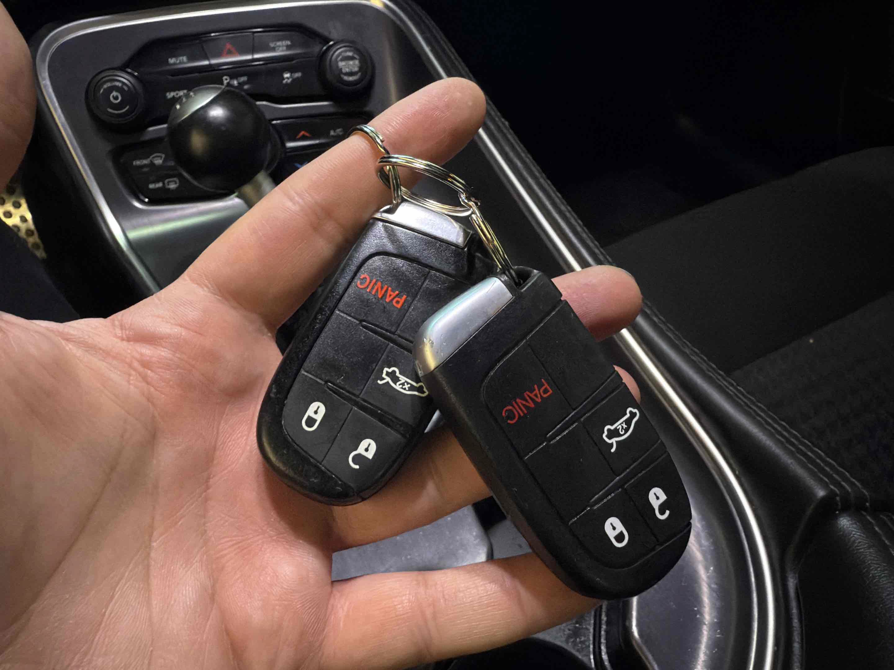 Used 2018 Dodge Challenger R/T RWD image 63