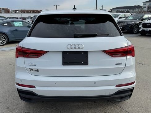 Used 2024 Audi Q3 2.0T Premium image 9