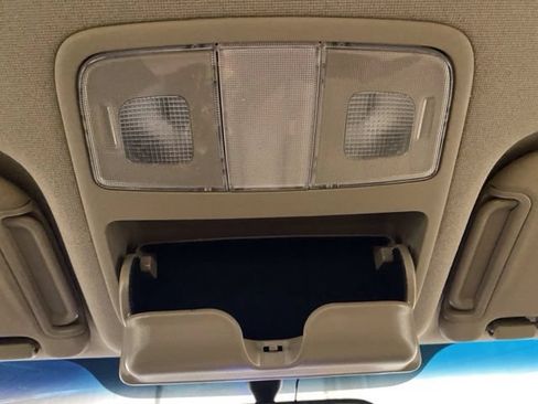 Used 2010 Hyundai Elantra GLS FWD image 33