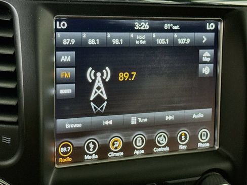 Used 2018 Jeep Grand Cherokee Limited AWD/4WD image 7