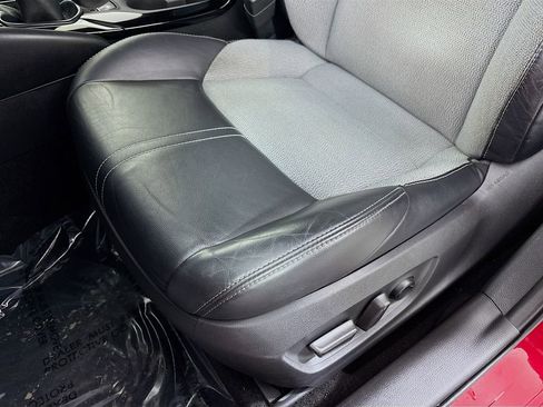 Used 2022 Toyota Corolla XSE image 21