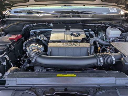 Used 2025 Nissan Frontier SV RWD image 13