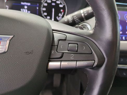 Used 2023 Cadillac XT4 Luxury w/ Cold Weather Package image 31