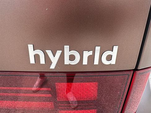 Used 2024 Hyundai Santa Fe Limited FWD image 13