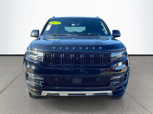 Used 2024 Jeep Wagoneer Series III w/ Premium Group I image 2