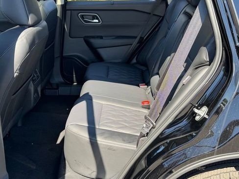 New 2026 Nissan Rogue Platinum AWD/4WD image 23