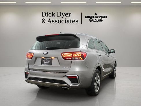 Used 2019 Kia Sorento SX w/ SX Touring Package AWD/4WD image 11