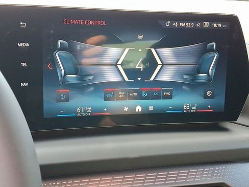 New 2026 BMW M235i xDrive M235i xDrive w/ Technology Package image 14