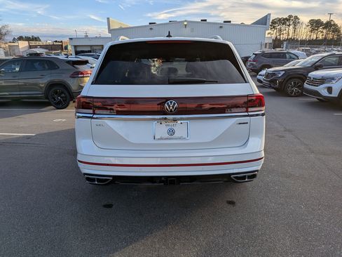 New 2026 Volkswagen Atlas SEL Premium R-Line image 4