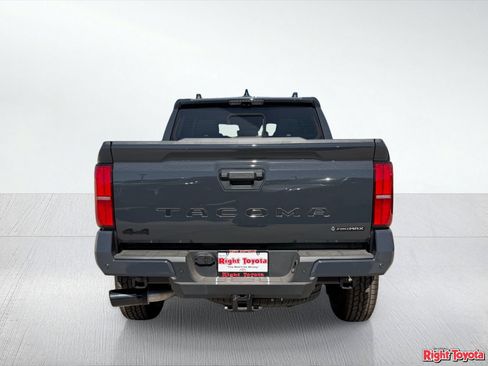 New 2026 Toyota Tacoma TRD Off-Road AWD/4WD image 5