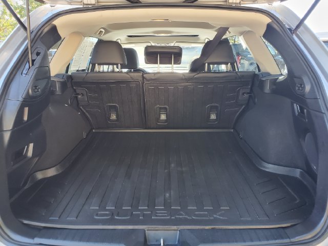 Used 2019 Subaru Outback 2.5i Limited AWD/4WD image 8